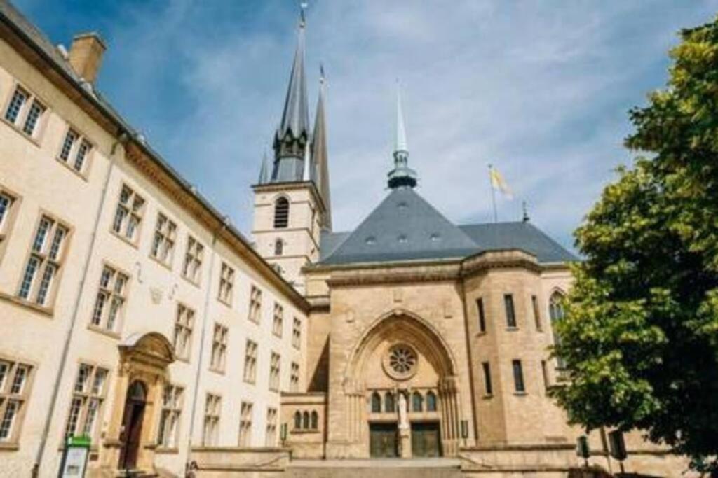 Two Bedrooms Flat In Center Appartement *